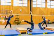 TVW-Weihnacht_Geraetturnen-Montag_01