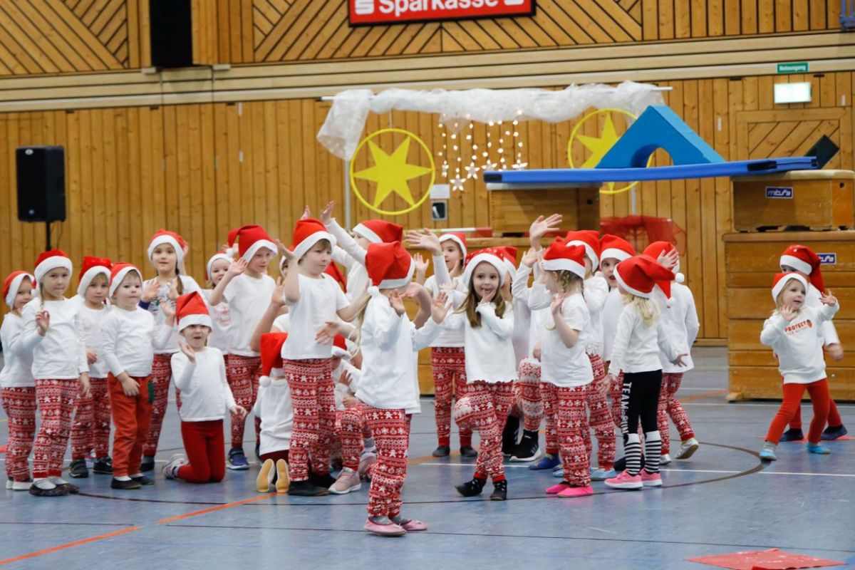 TVW_Weihn.Turnnachmittag_2022_0088