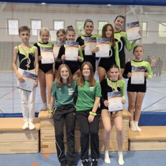 Trampolin: Starke Auftritte beim Bezirkseinzelwettkampf